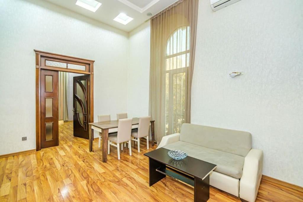 City Center Apartment Baku Extérieur photo